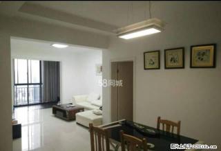 世纪嘉苑精装两房出租2000元每月 可拎包入住 - 益阳28生活网 yiyang.28life.com