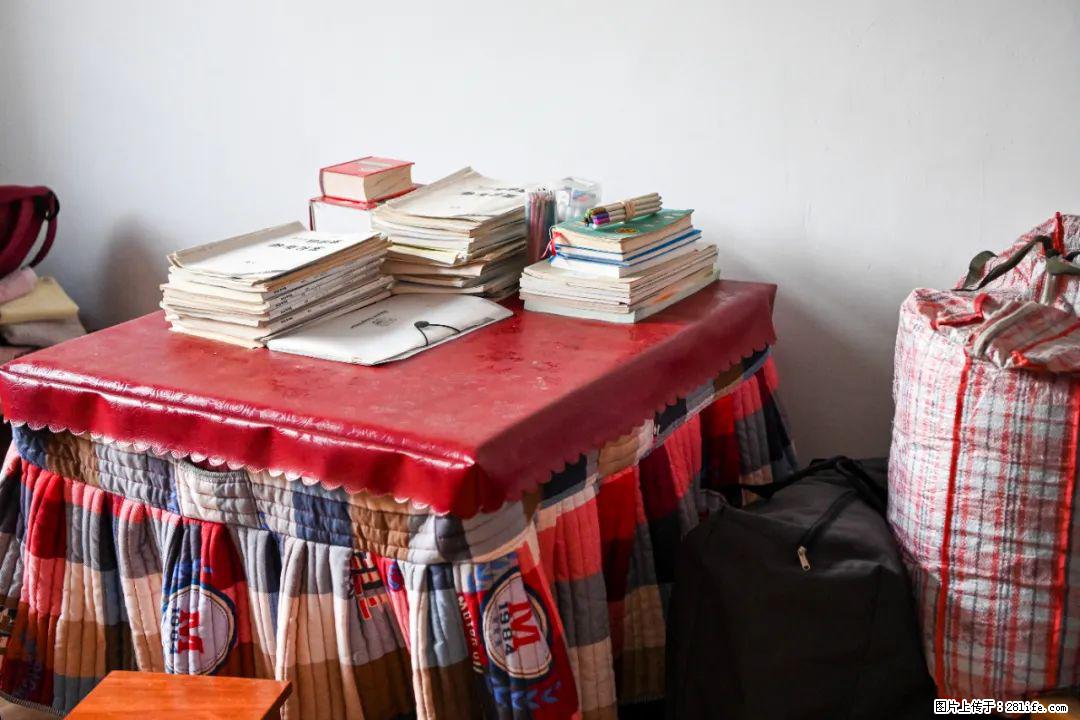 全网追的“扁担女孩”，找了一份暑假工，时薪12元 - 益阳生活资讯 - 益阳28生活网 yiyang.28life.com